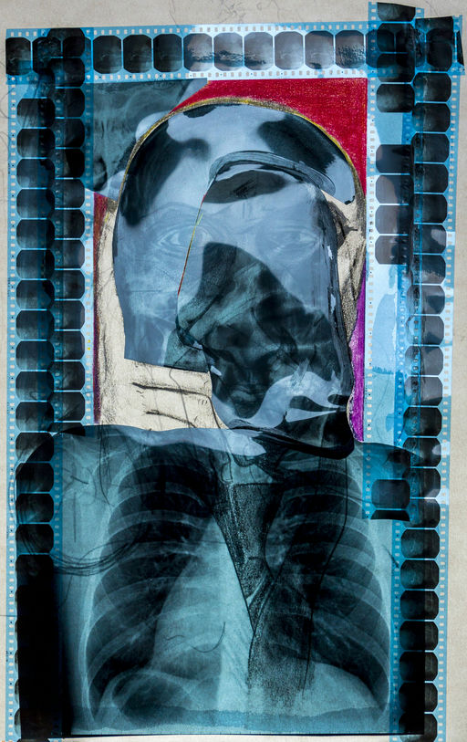 sem título, 2014 Série TransAparente jornal, nanquim e giz sobre backlight